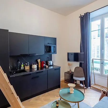 Foch, 4 Personnes Avec Climatisation Et Wifi Nice